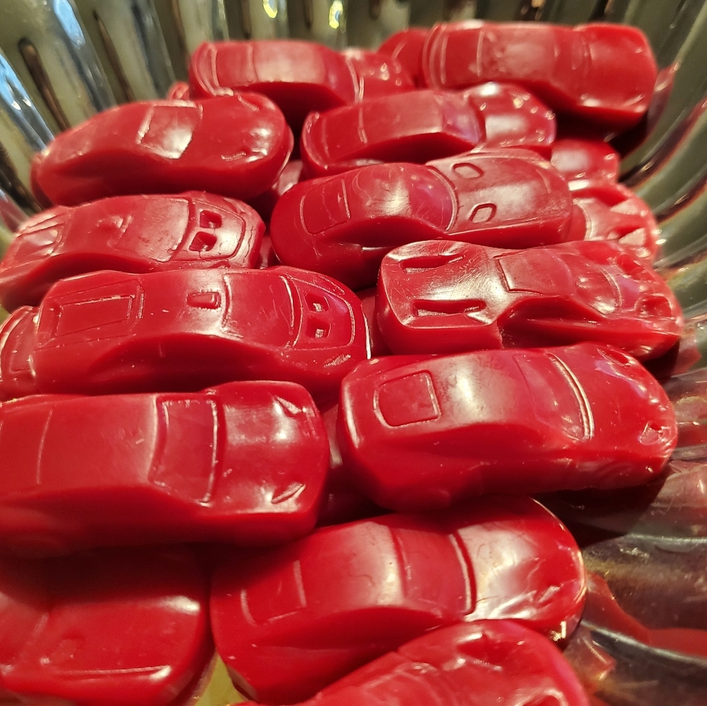 First Date ❤️12 Car Wax Melts Handmade Gift Box - Picture 5 of 10